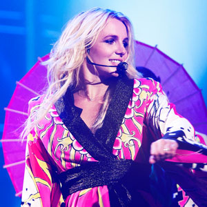 Britney Spears, Femme Fetale, Costumes Britney Spears, Femme Fetale, Costumes